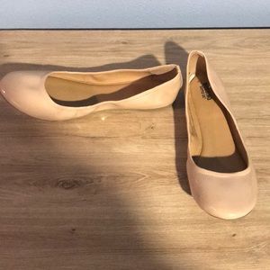Nude ballet flats.